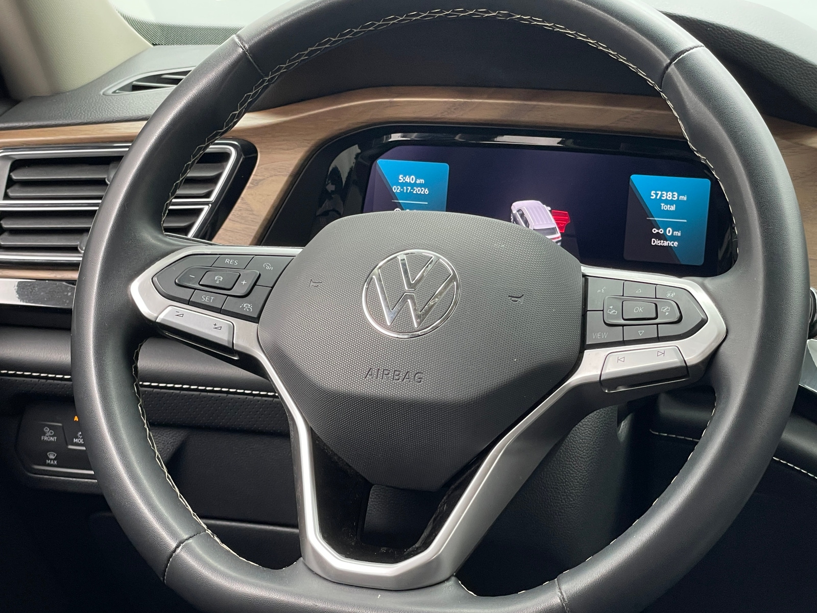 Thumbnail: 2024 Volkswagen Atlas - 4