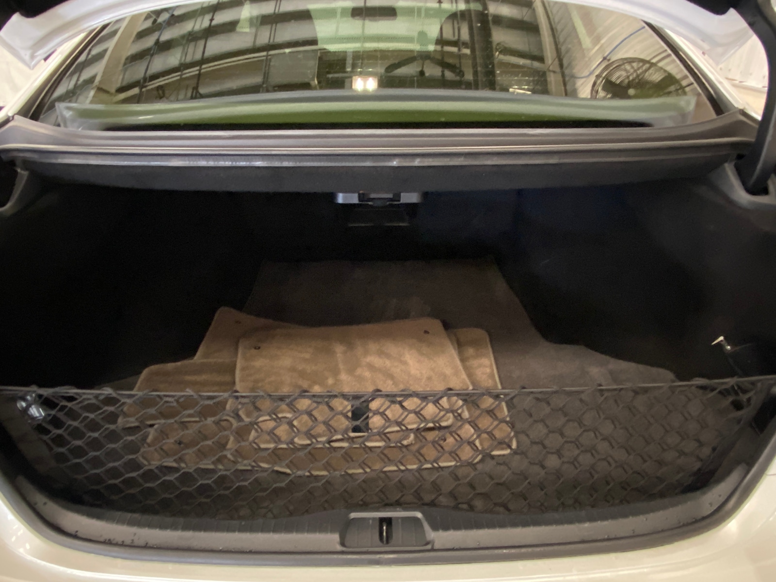 Thumbnail: 2012 Lexus LS - 6