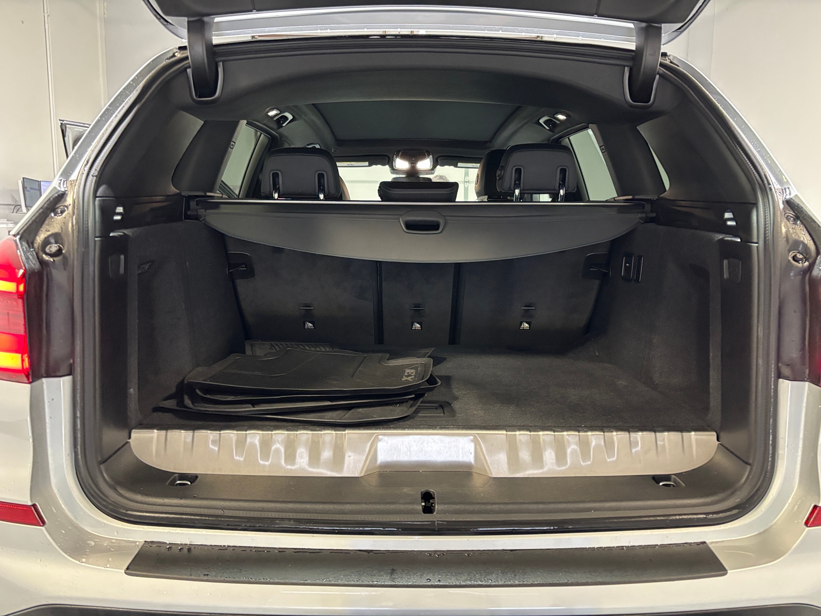 Thumbnail: 2021 BMW X3 - 7