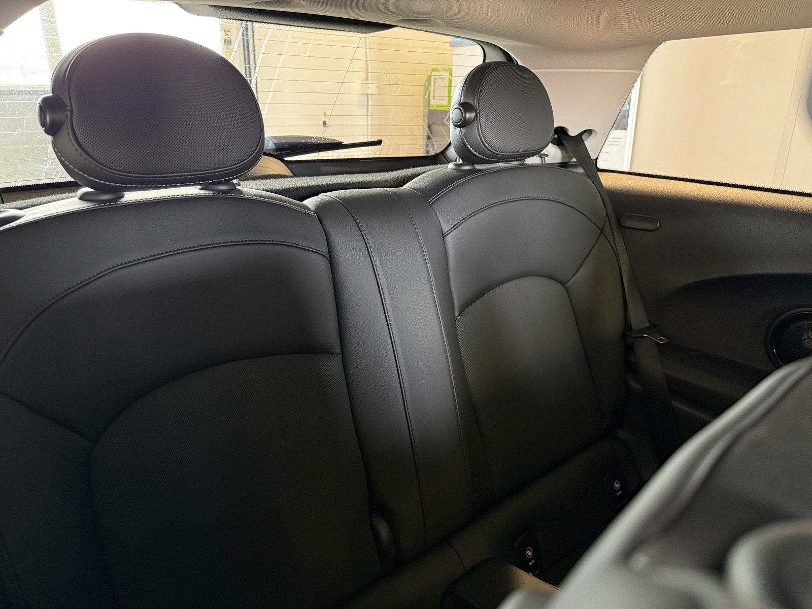 Thumbnail: 2023 MINI Cooper Hardtop - 4