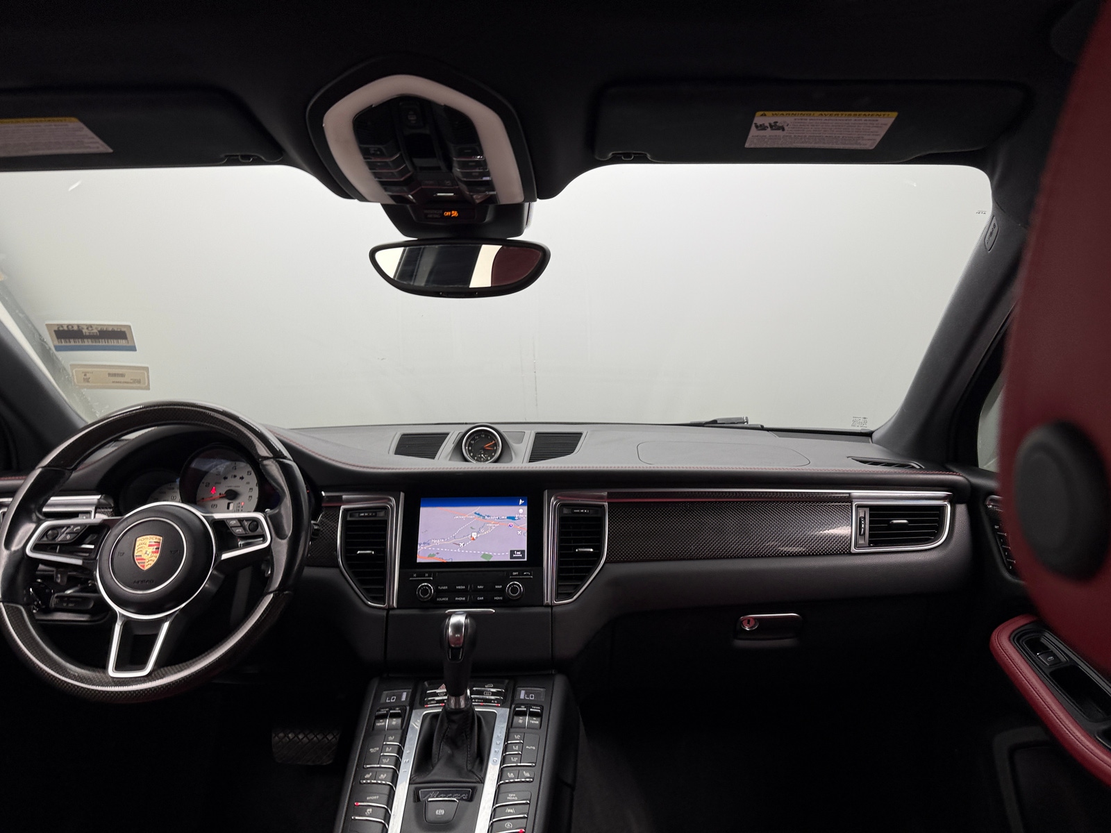 Thumbnail: 2017 Porsche Macan - 2