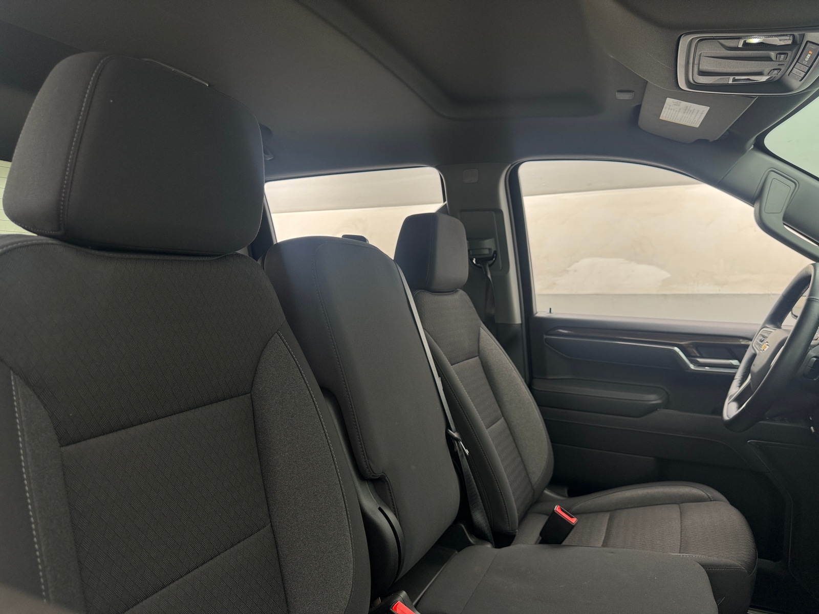 Thumbnail: 2025 Chevrolet Silverado 1500 - 2