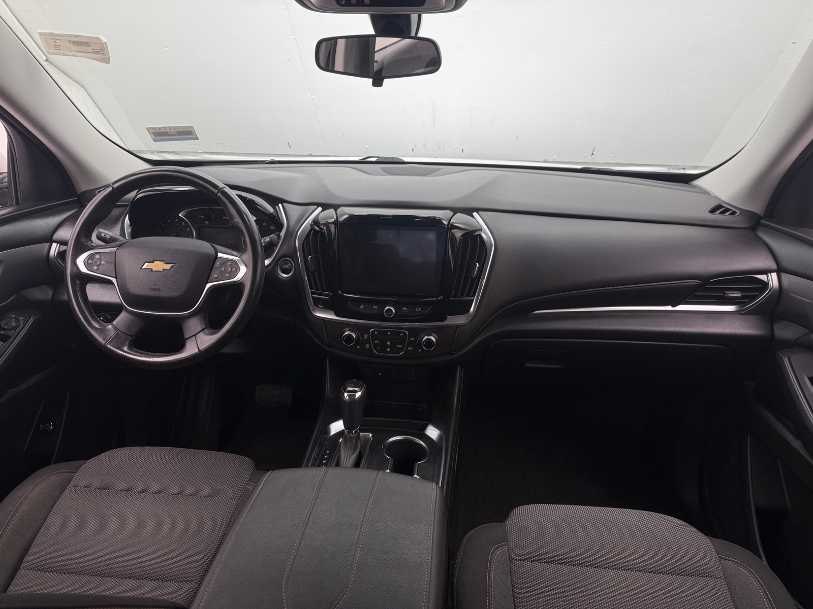 Thumbnail: 2018 Chevrolet Traverse - 3