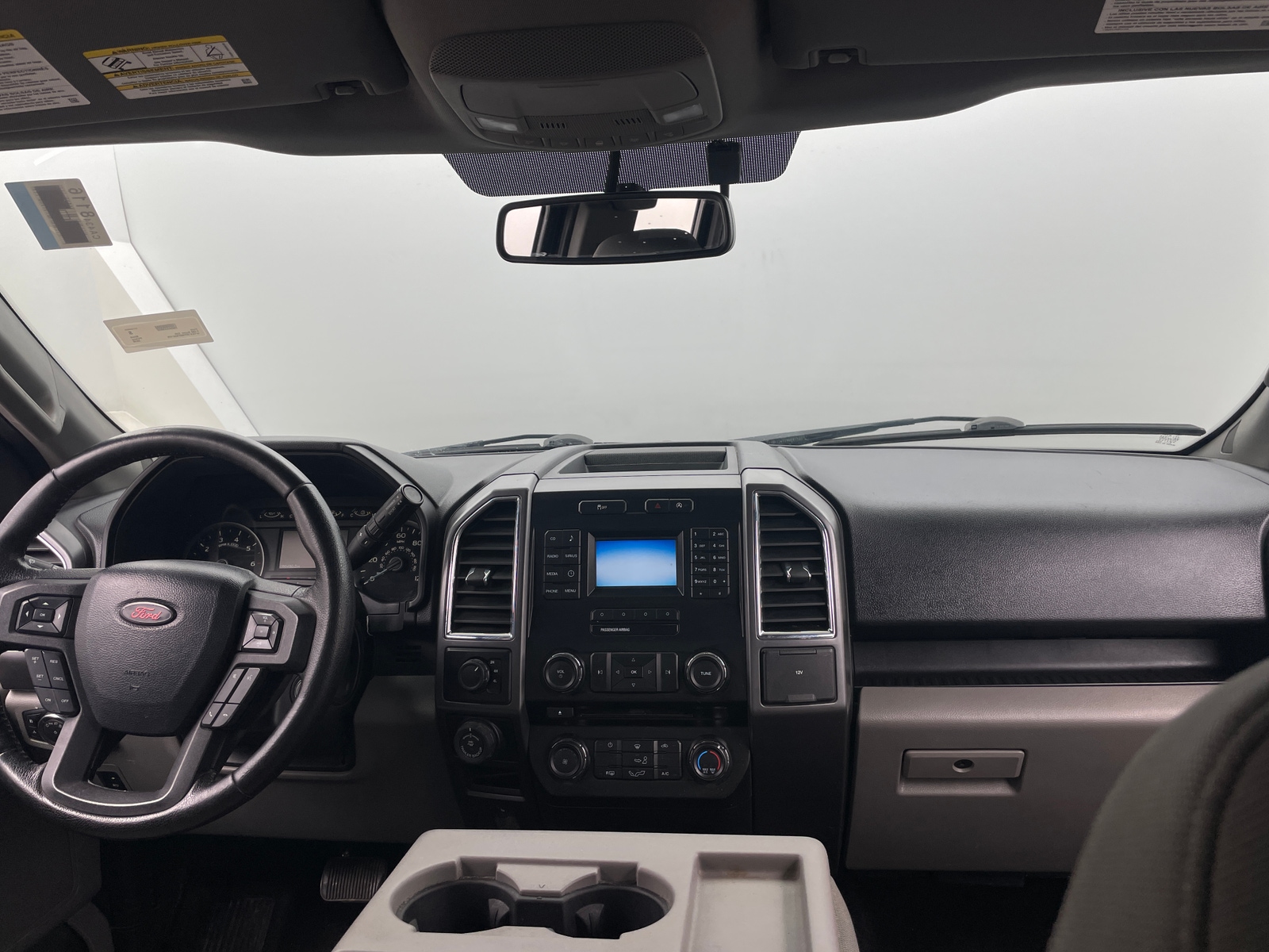 Thumbnail: 2016 Ford Econoline - 3