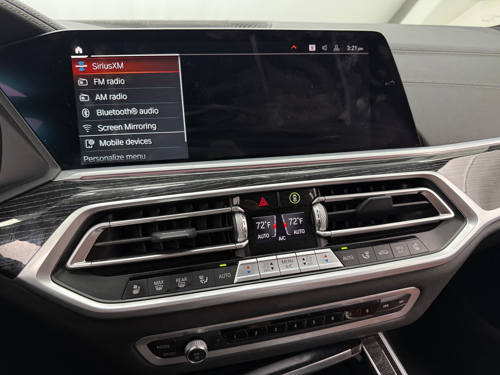 Thumbnail: 2021 BMW X7 - 3