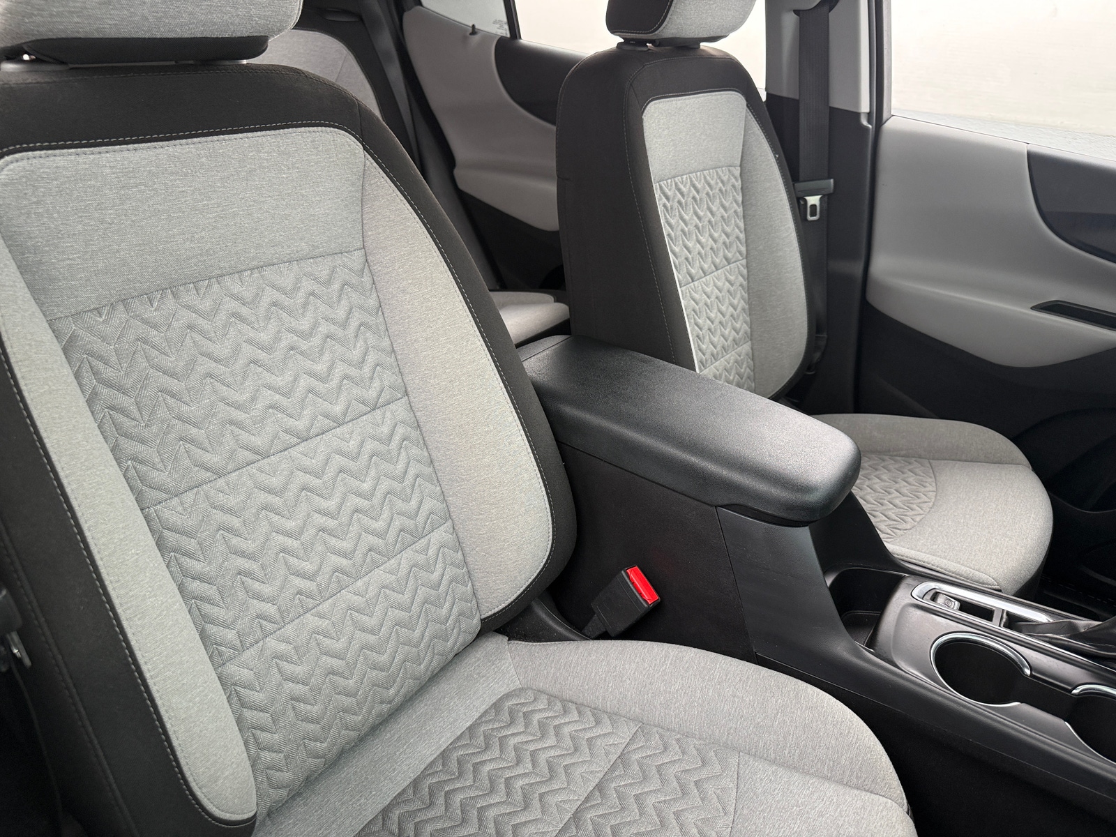 Thumbnail: 2024 Chevrolet Equinox - 2