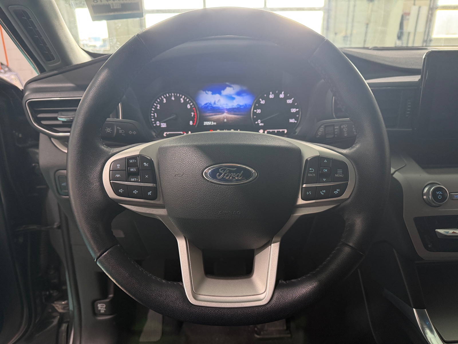 Thumbnail: 2023 Ford Explorer - 5