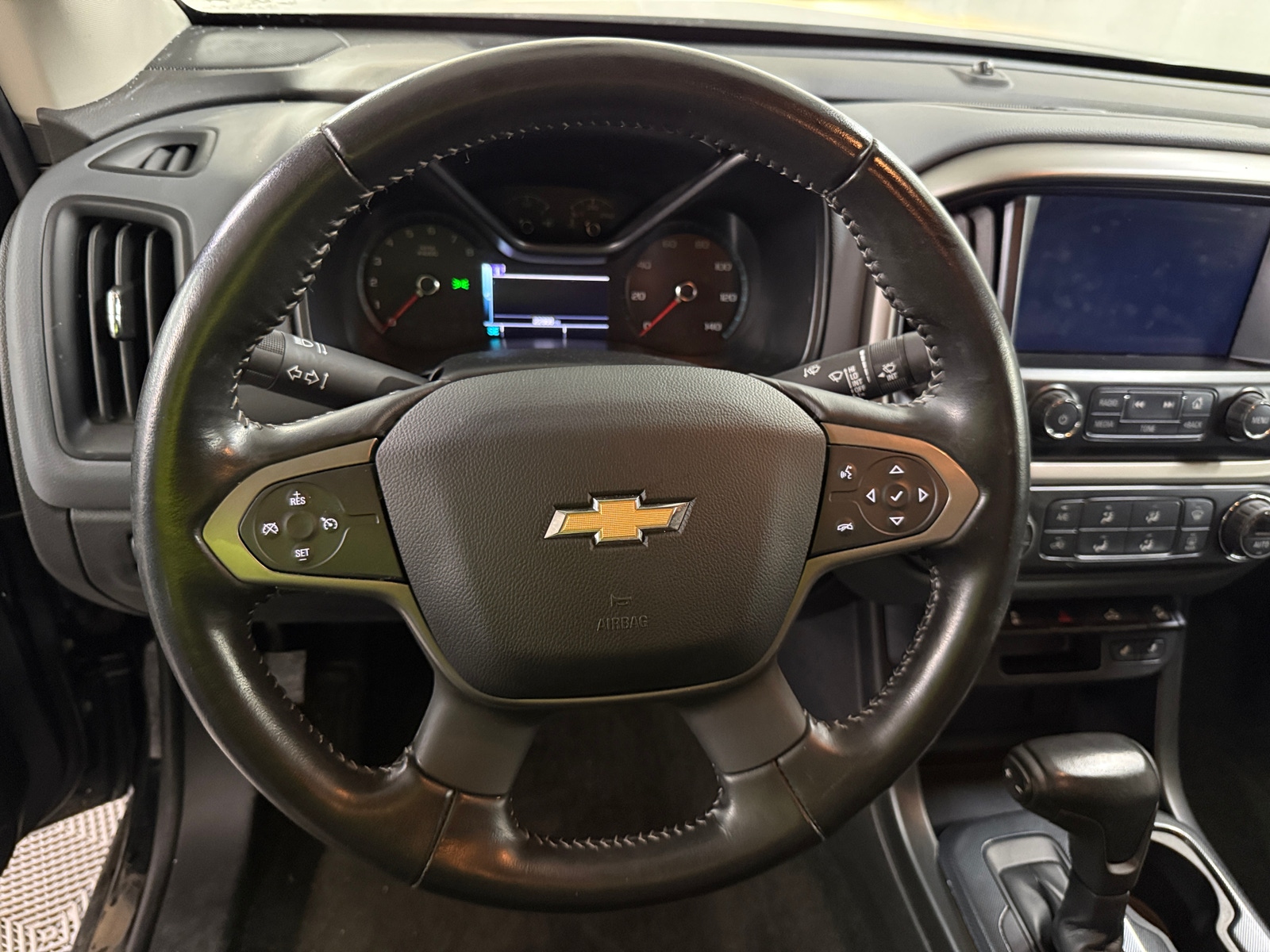 Thumbnail: 2018 Chevrolet Colorado - 4