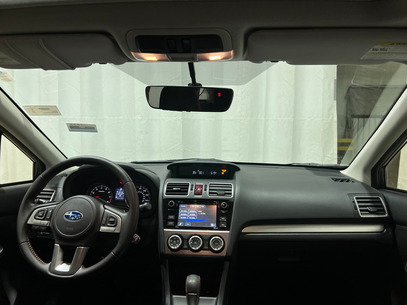 Thumbnail: 2017 Subaru Crosstrek - 3