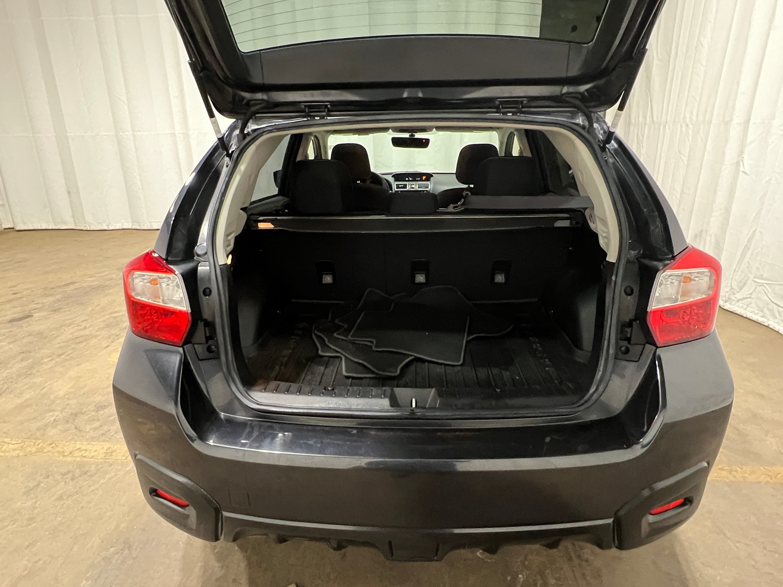 Thumbnail: 2017 Subaru Crosstrek - 7