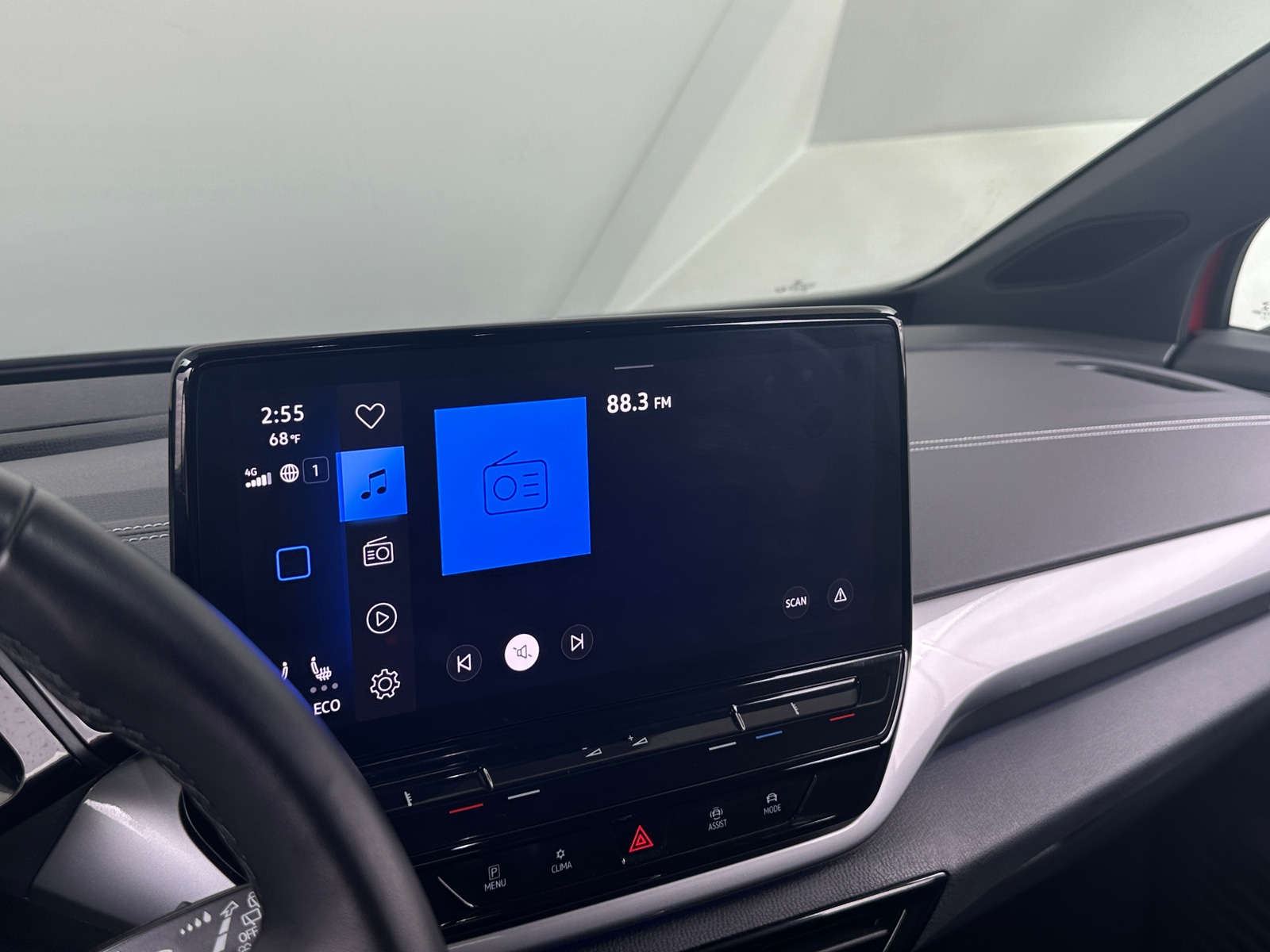 Thumbnail: 2023 Volkswagen ID.4 - 4