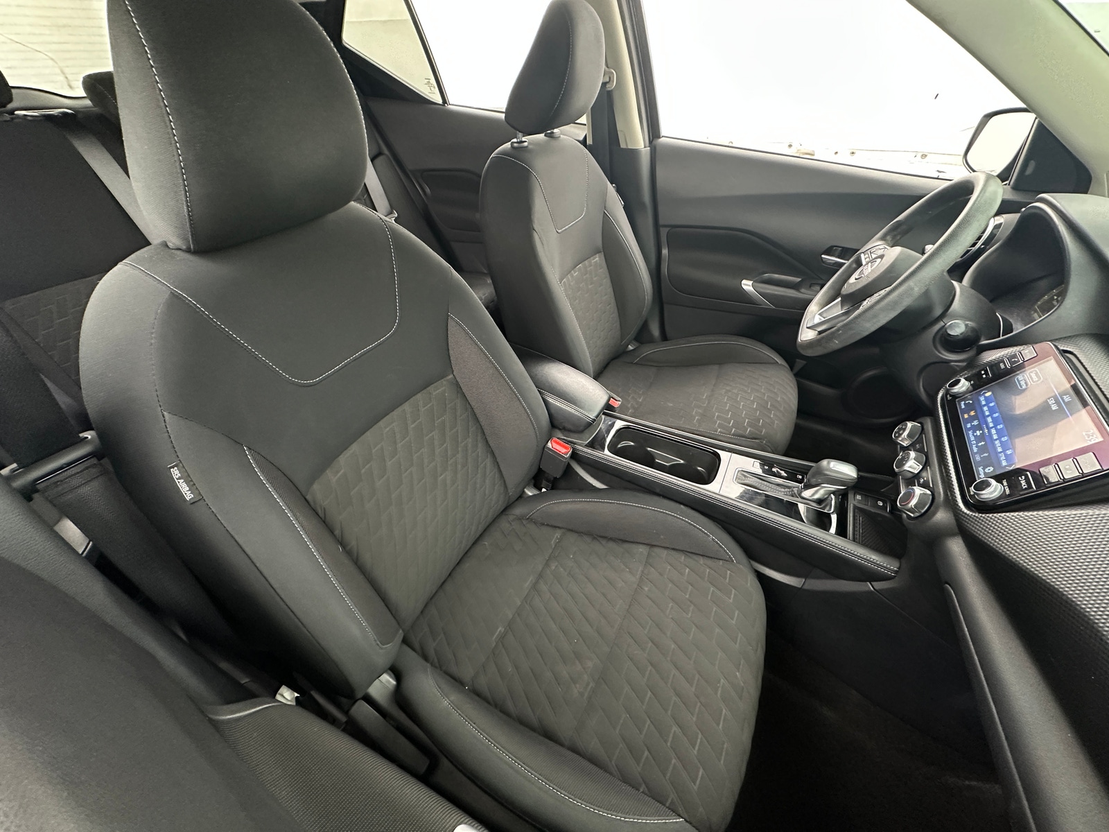 Thumbnail: 2023 Nissan Kicks - 2