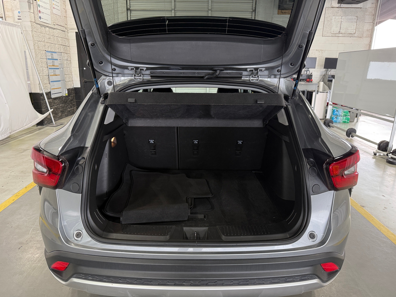 Thumbnail: 2025 Chevrolet Trax - 7