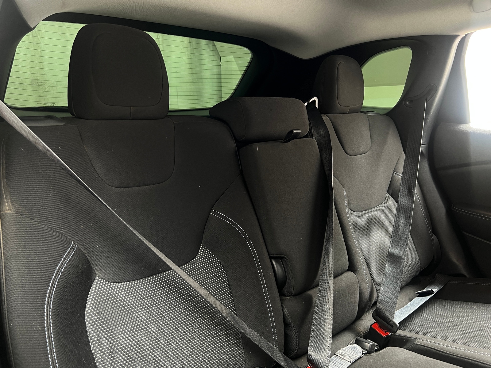 Thumbnail: 2021 Jeep Cherokee - 6