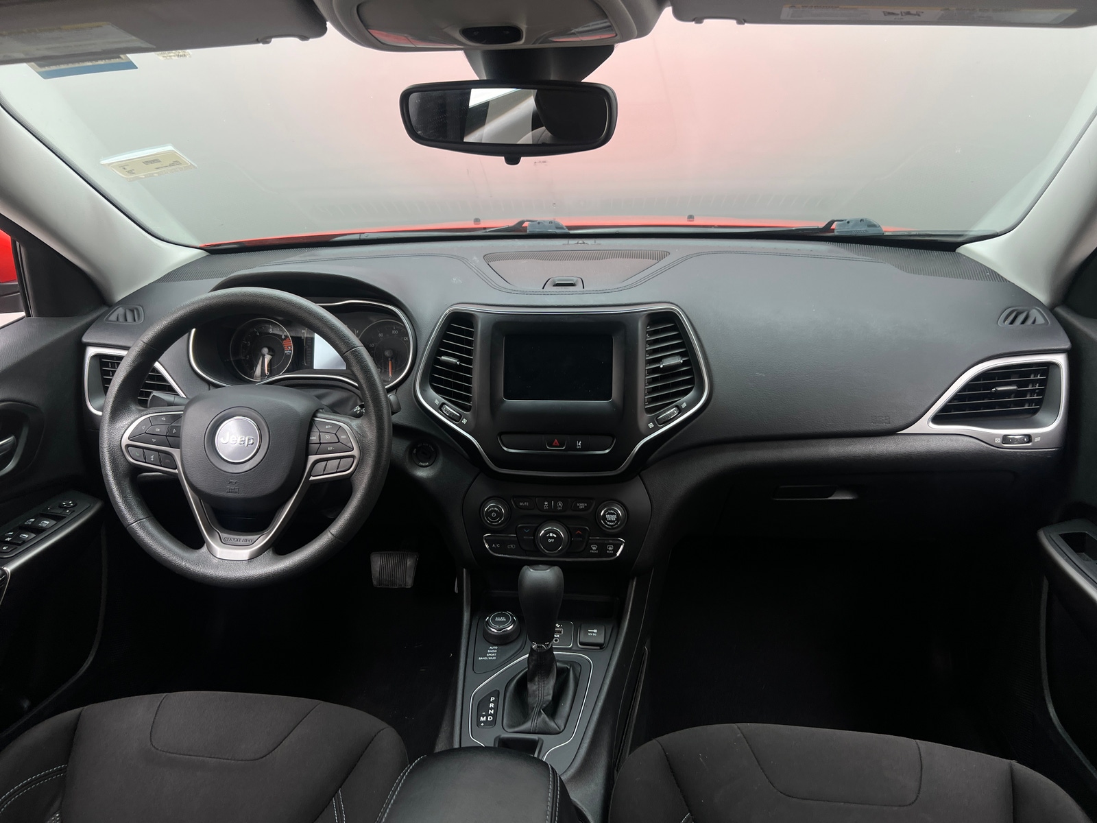 Thumbnail: 2021 Jeep Cherokee - 3