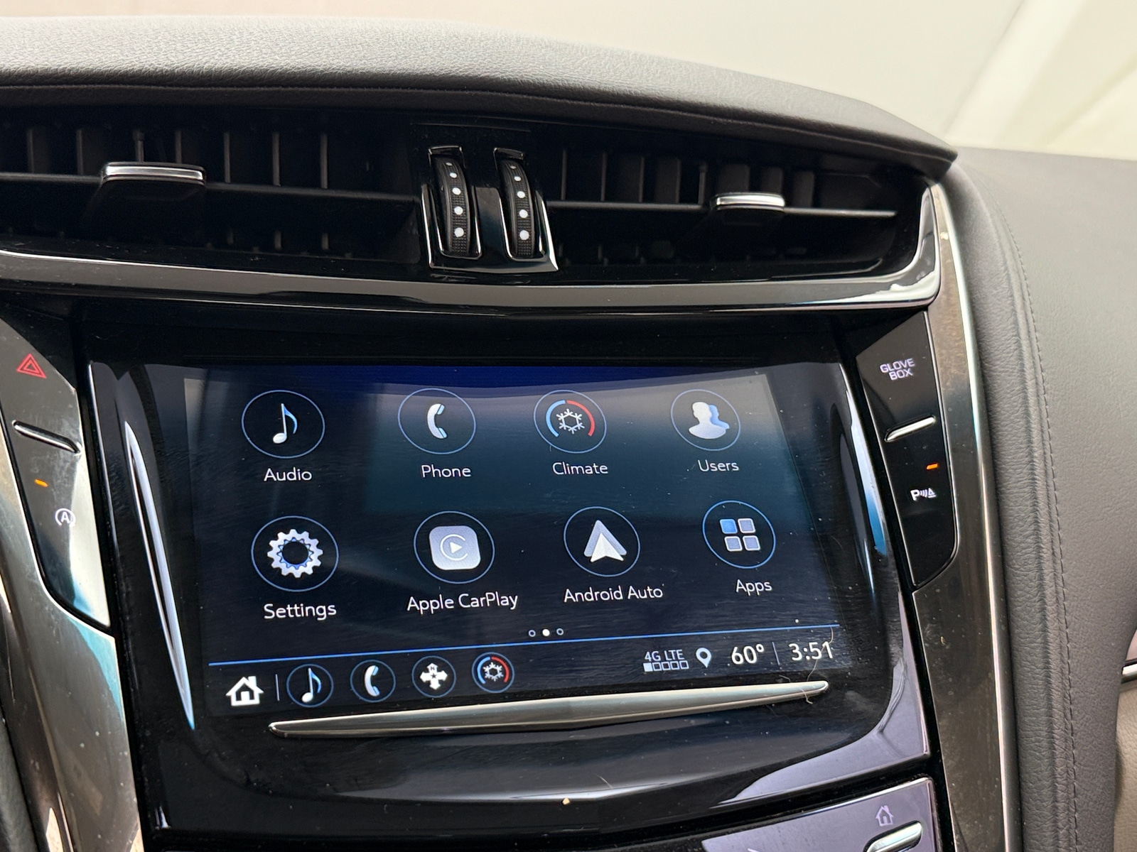 Thumbnail: 2019 Cadillac CTS - 3