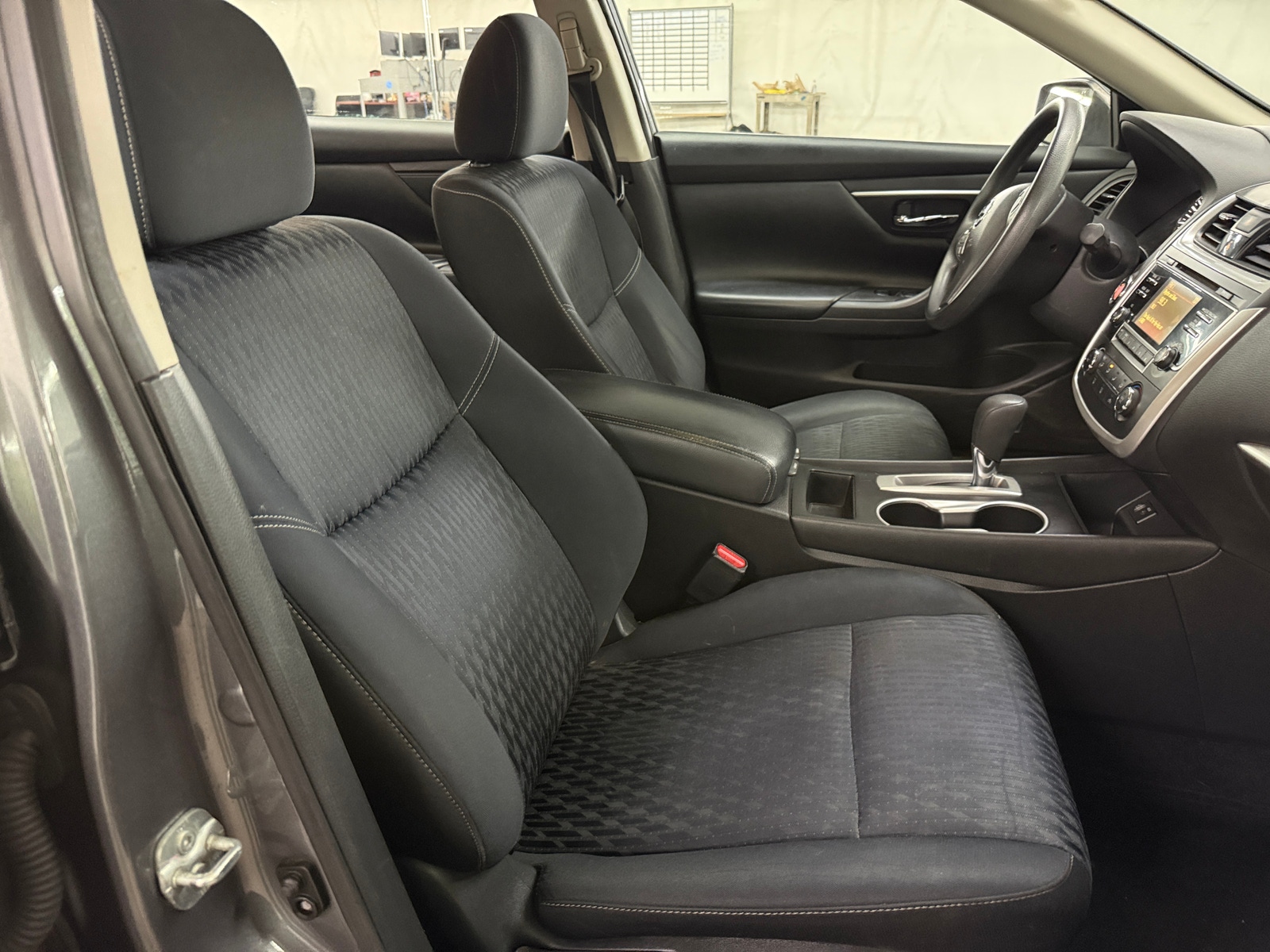 Thumbnail: 2017 Nissan Altima - 2