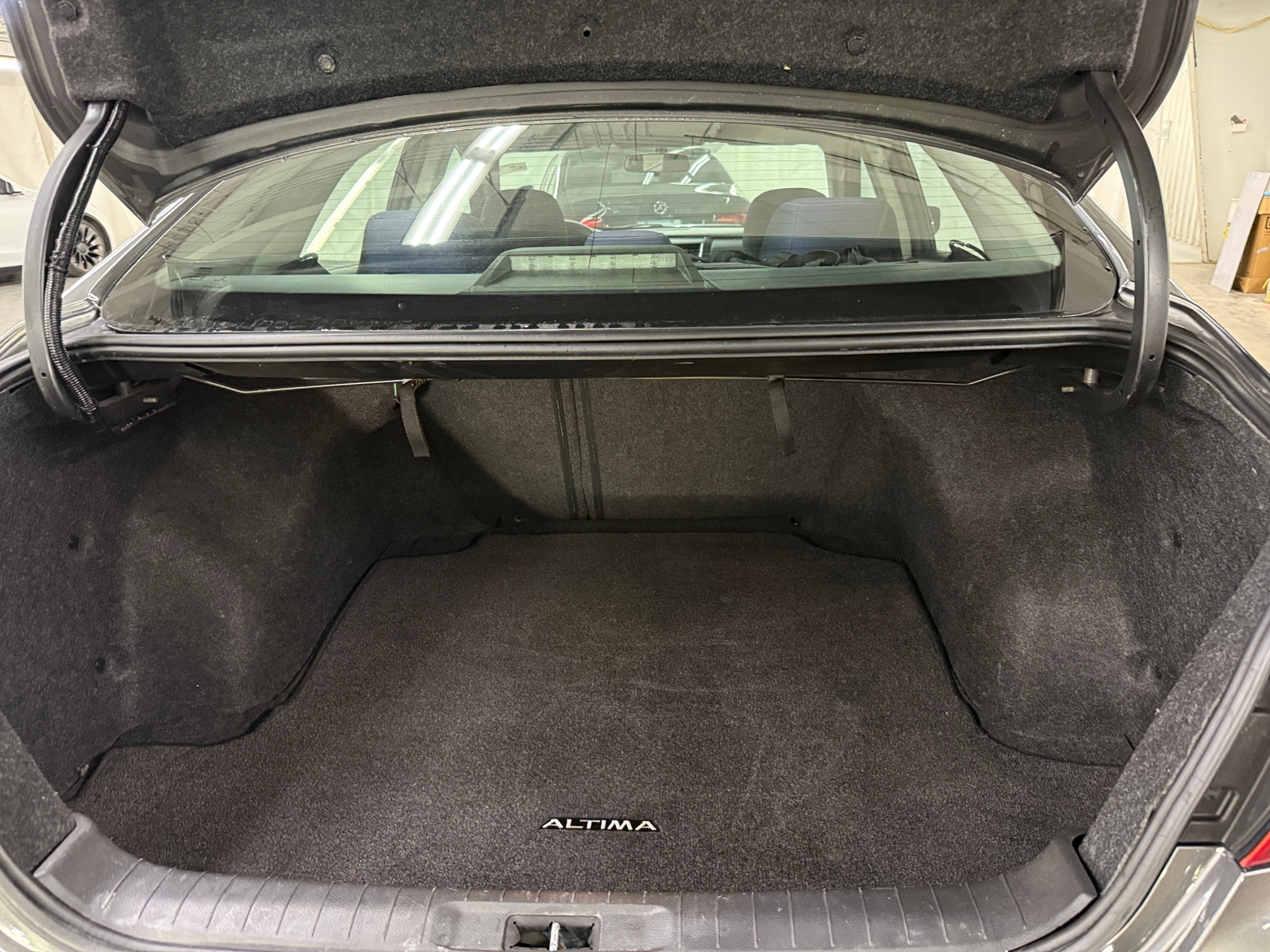 Thumbnail: 2017 Nissan Altima - 7