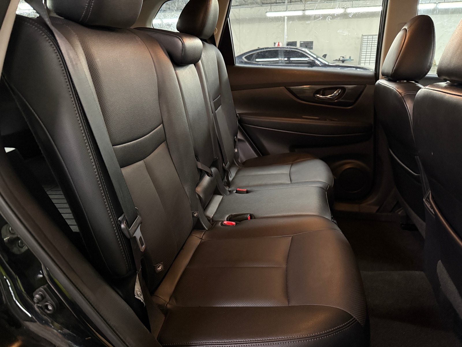 Thumbnail: 2017 Nissan Rogue - 5