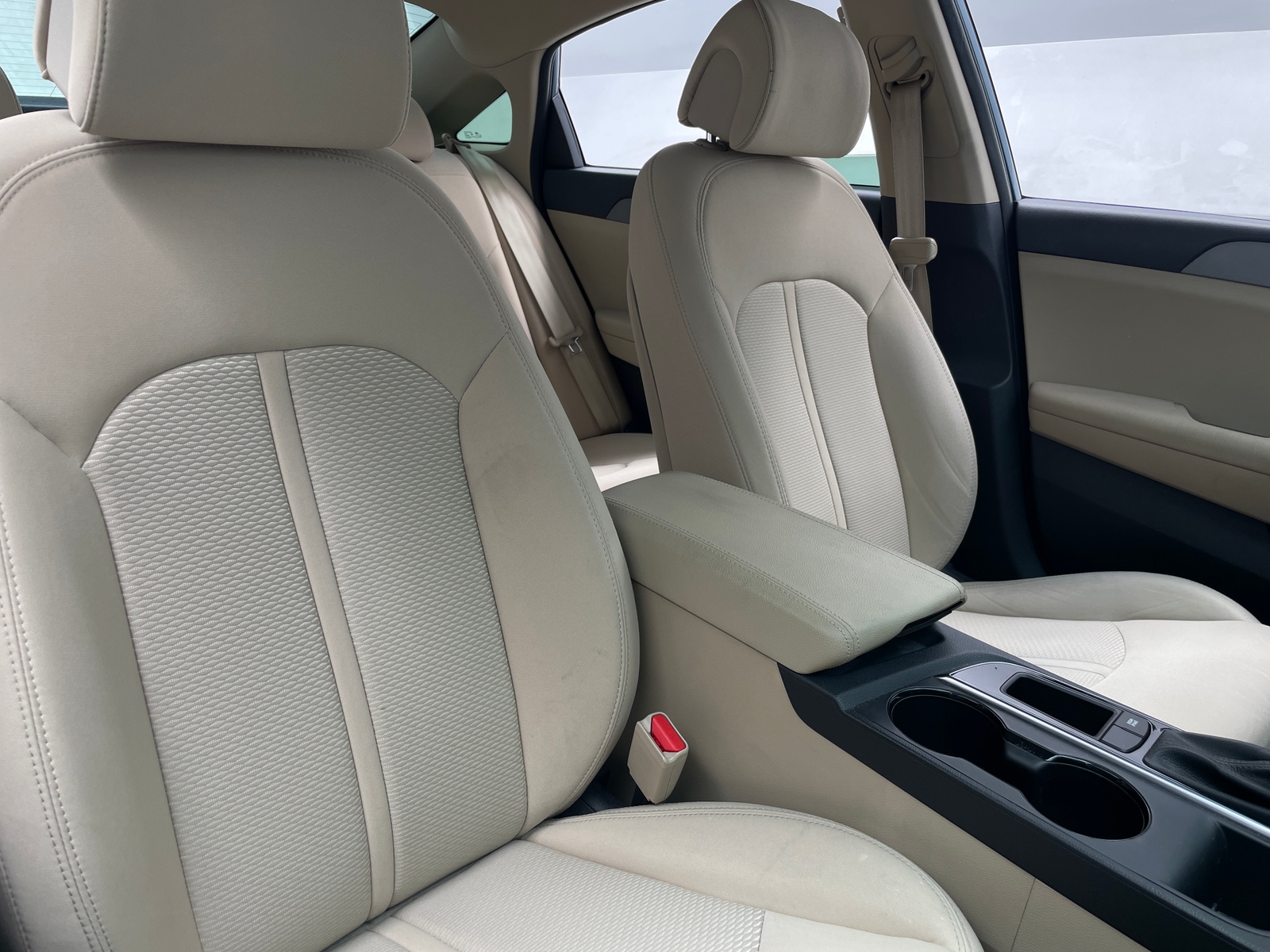 Thumbnail: 2017 Hyundai Sonata - 2