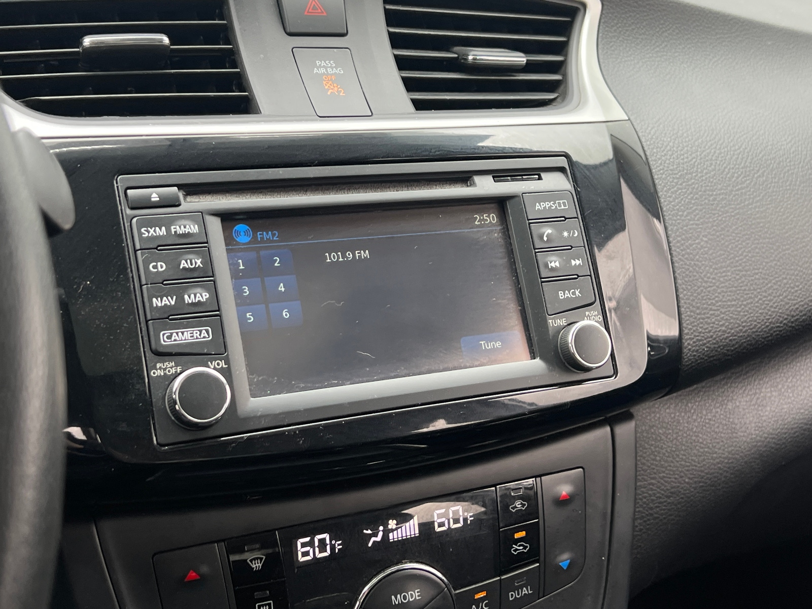 Thumbnail: 2018 Nissan Sentra - 4