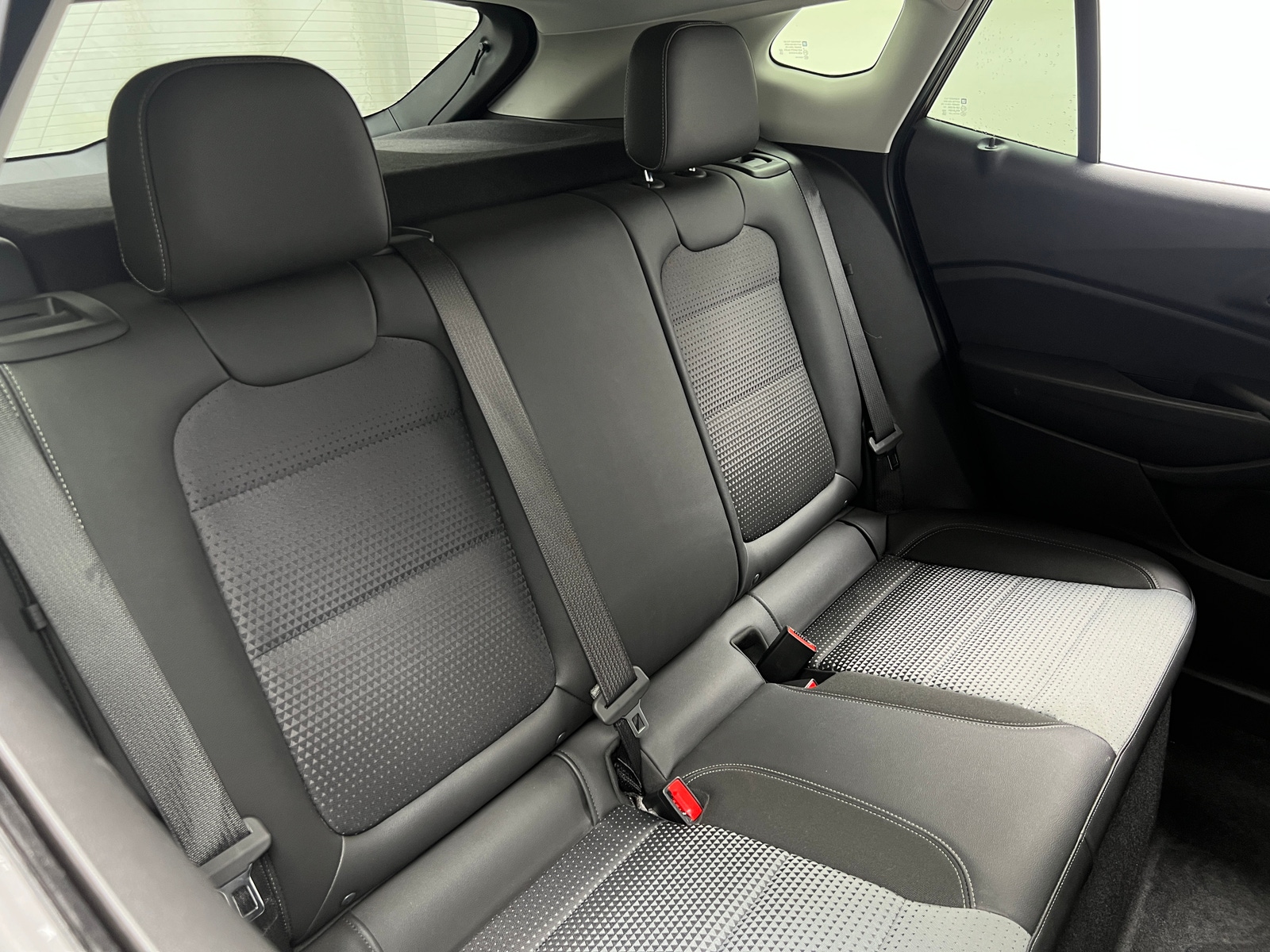 Thumbnail: 2025 Chevrolet Trax - 6