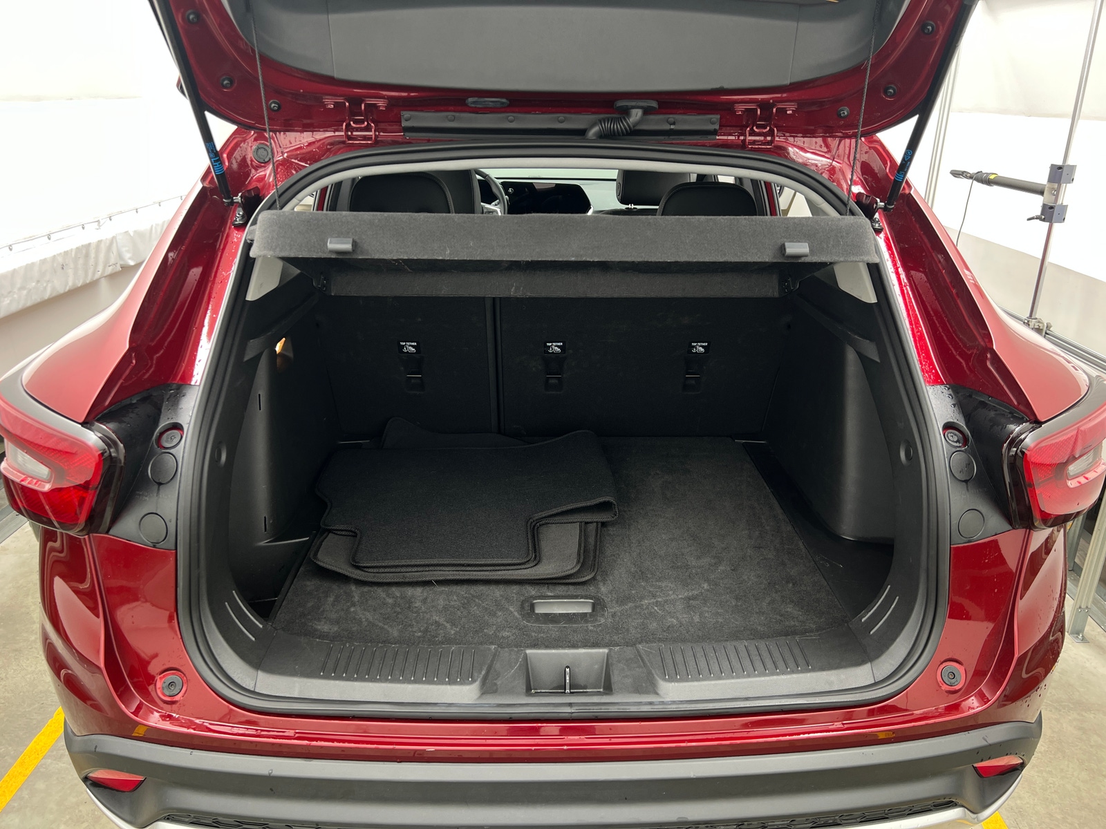 Thumbnail: 2025 Chevrolet Trax - 7