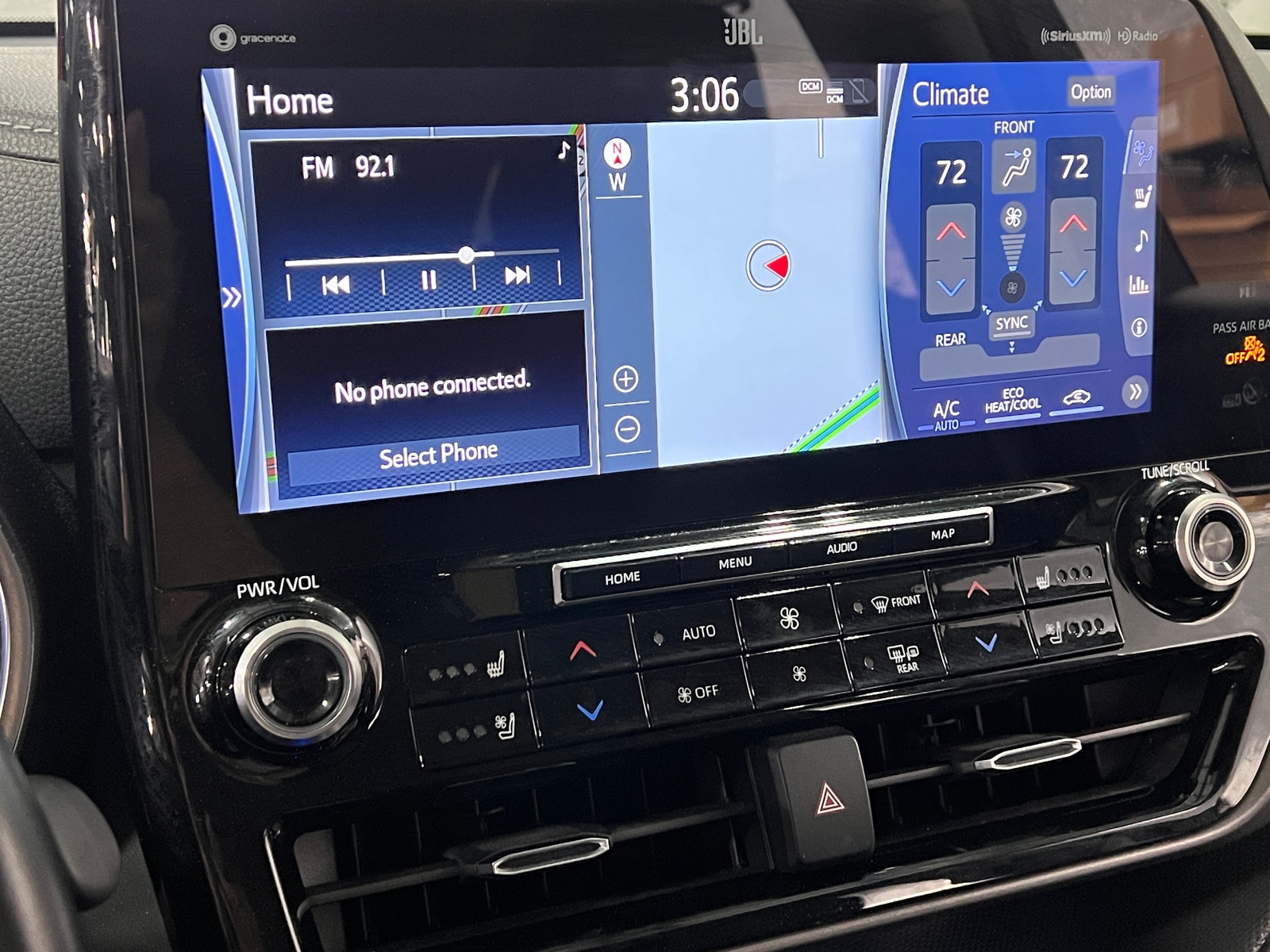 Thumbnail: 2020 Toyota Highlander - 3