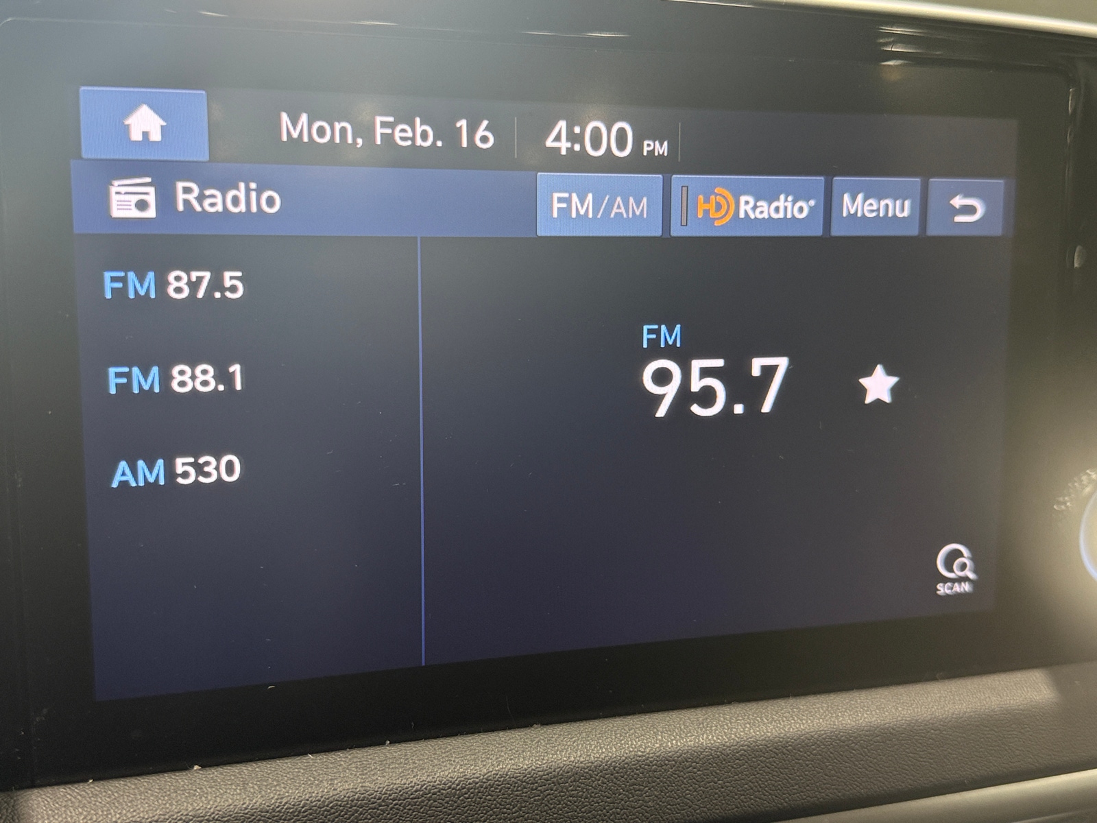 Thumbnail: 2023 Hyundai Sonata - 4