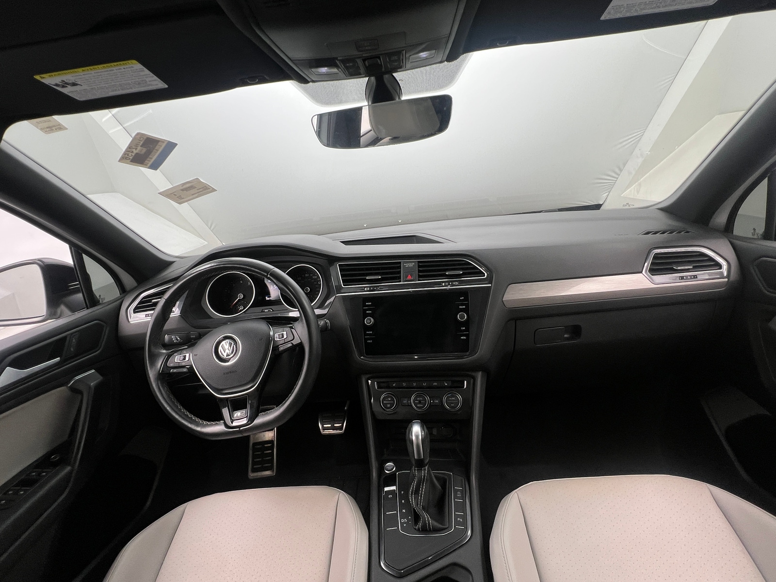 Thumbnail: 2021 Volkswagen Tiguan - 2