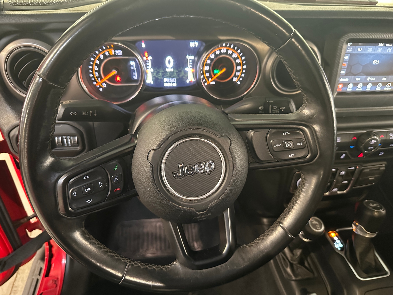 Thumbnail: 2019 Jeep Wrangler - 5