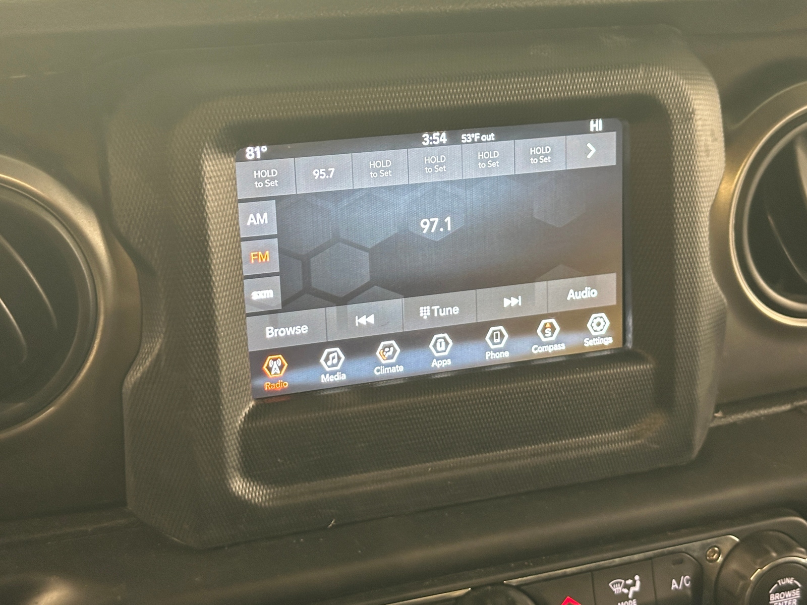 Thumbnail: 2019 Jeep Wrangler - 4