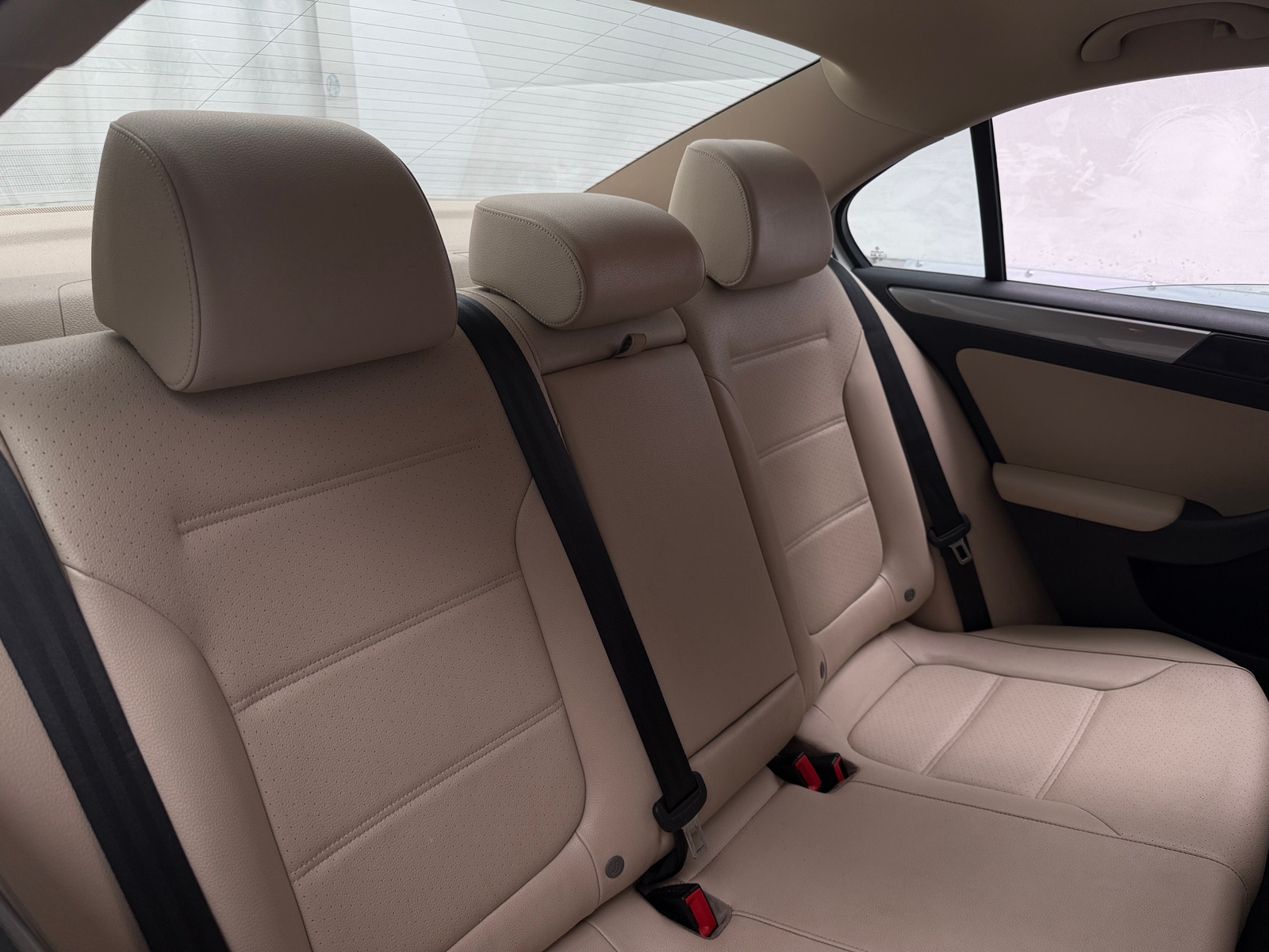 Thumbnail: 2017 Volkswagen Jetta - 5