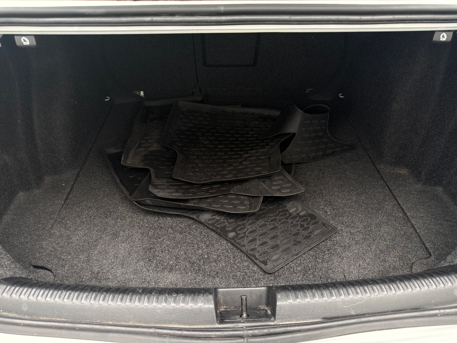 Thumbnail: 2017 Volkswagen Jetta - 6