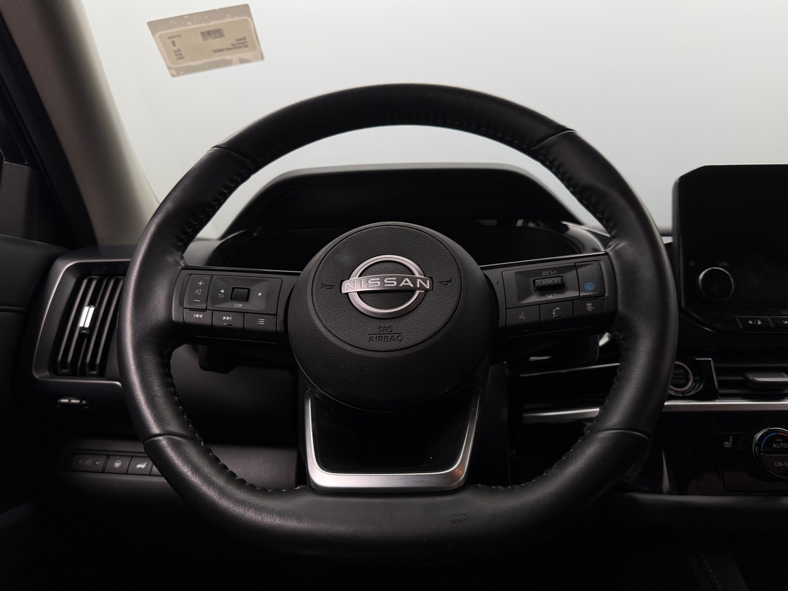 Thumbnail: 2024 Nissan Pathfinder - 4