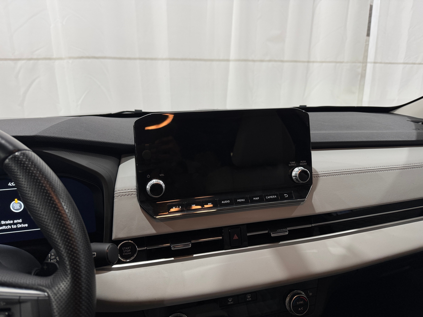 Thumbnail: 2022 Mitsubishi Outlander - 3