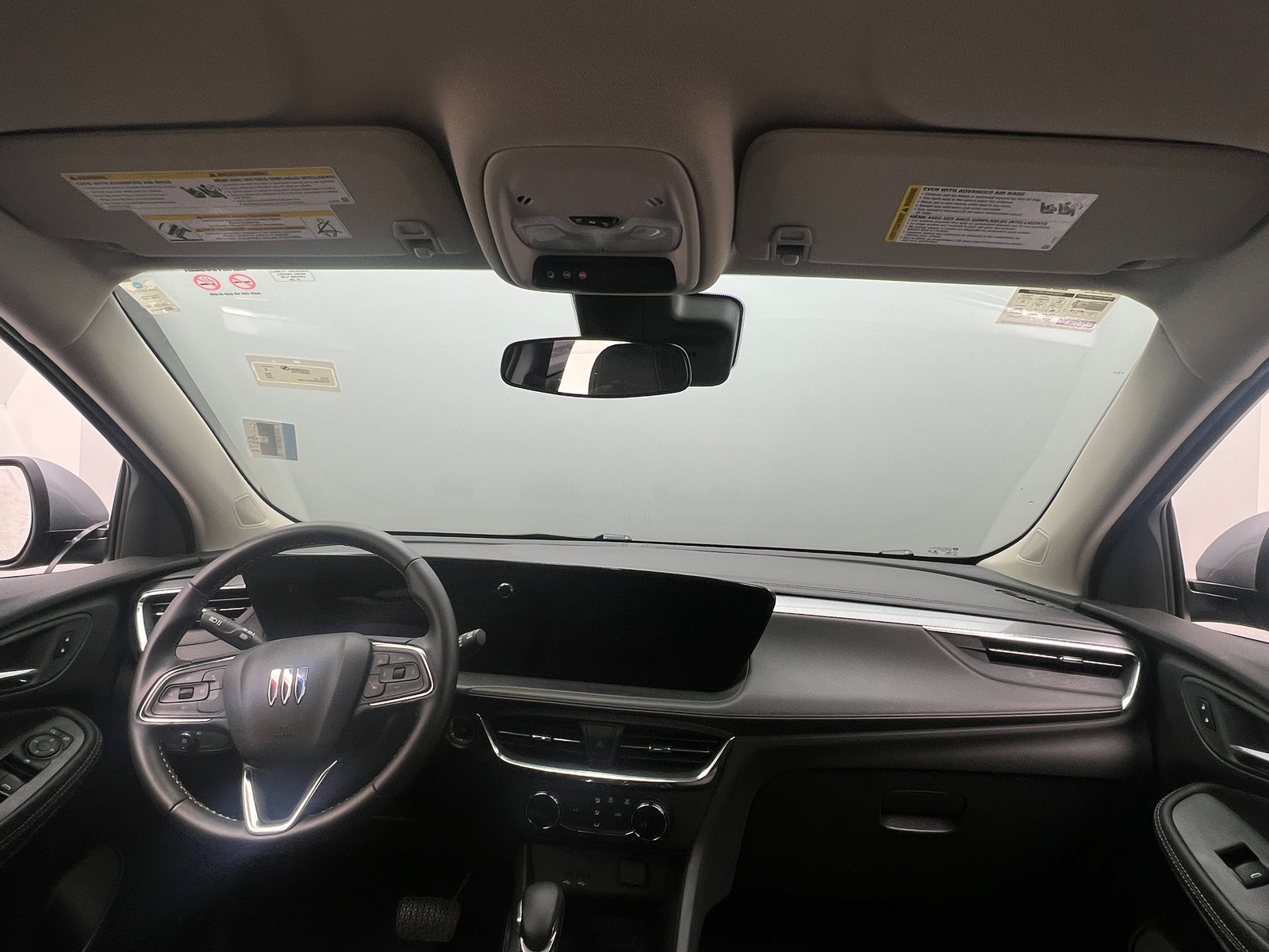 Thumbnail: 2025 Buick Encore GX - 3