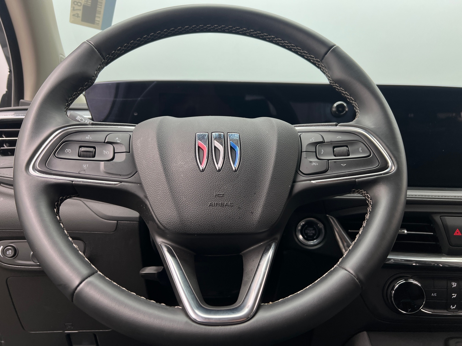 Thumbnail: 2025 Buick Encore GX - 5