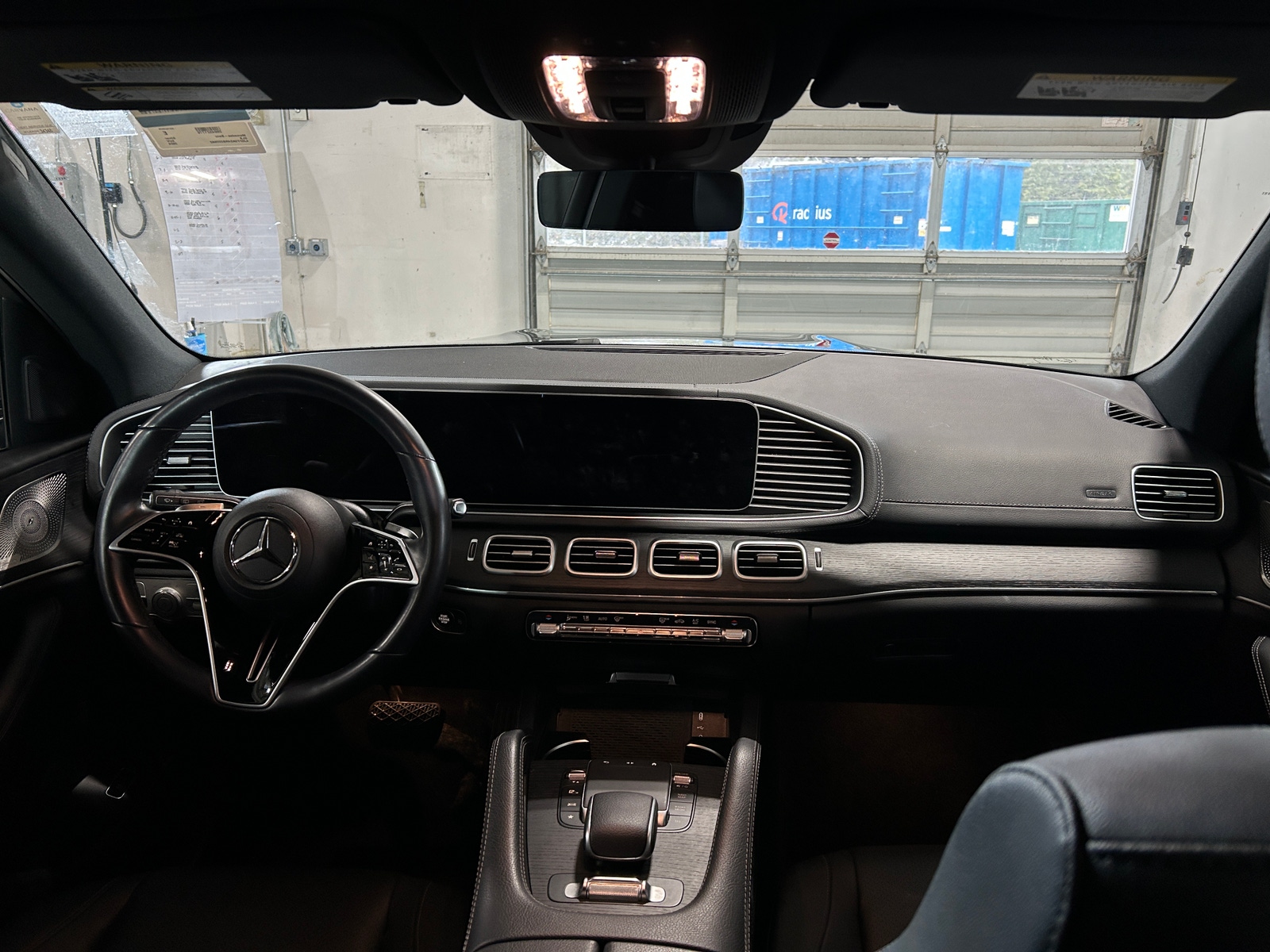 Thumbnail: 2024 Mercedes-Benz GLS - 2