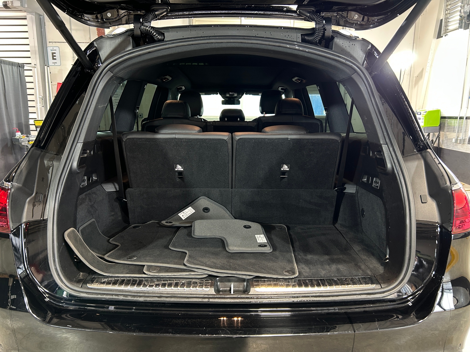 Thumbnail: 2024 Mercedes-Benz GLS - 6