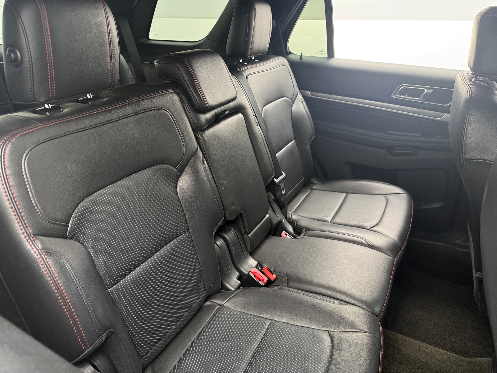 Thumbnail: 2017 Ford Explorer - 5