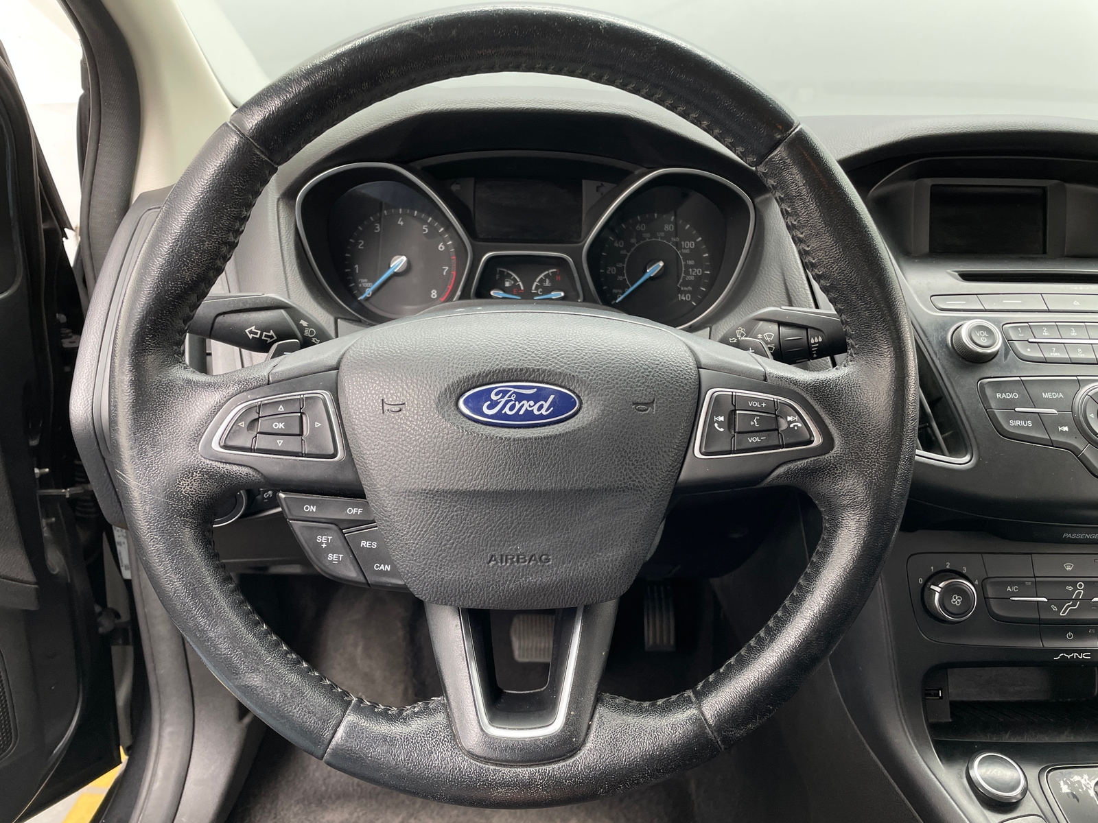 Thumbnail: 2016 Ford Focus - 5