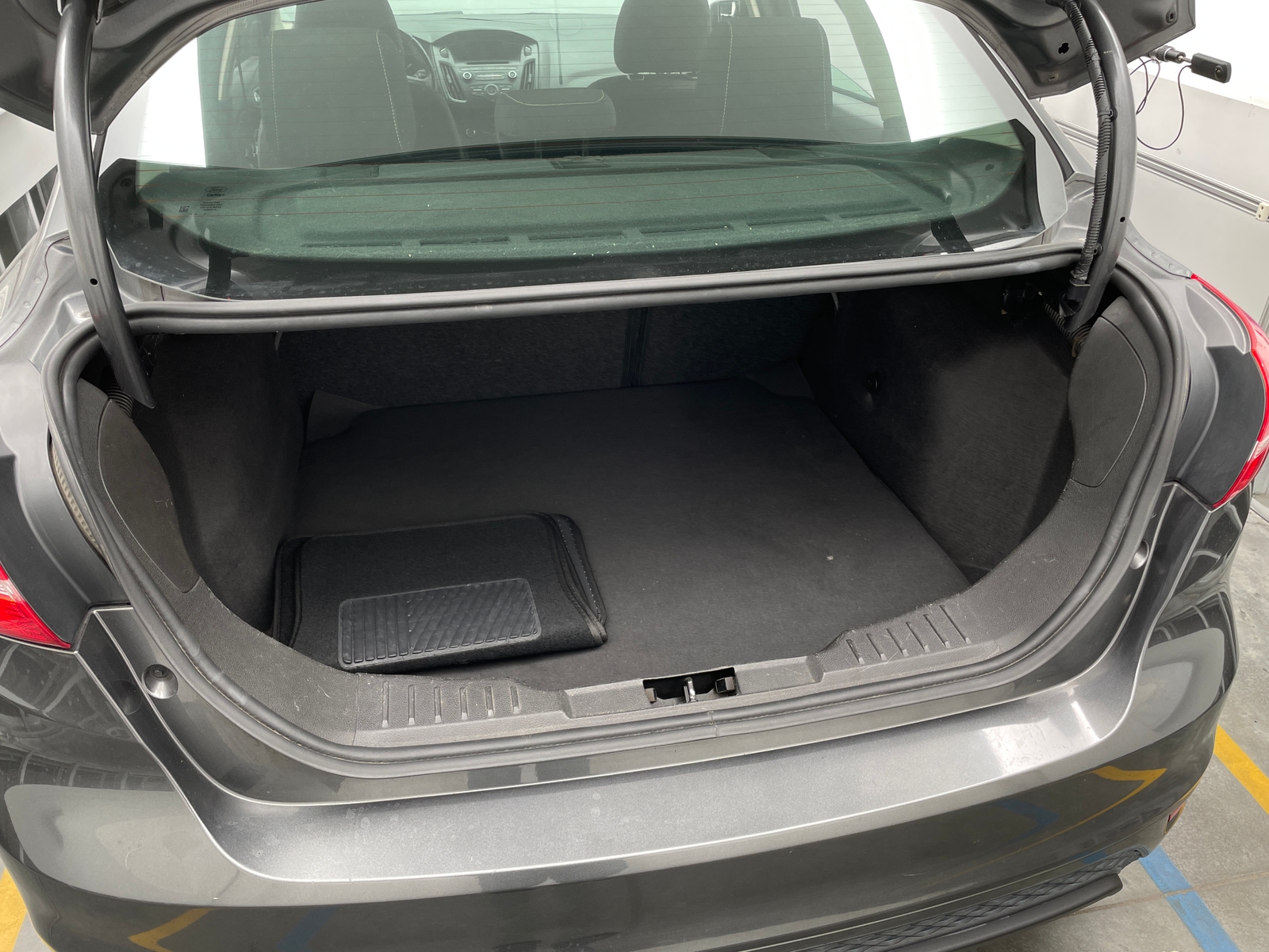 Thumbnail: 2016 Ford Focus - 7