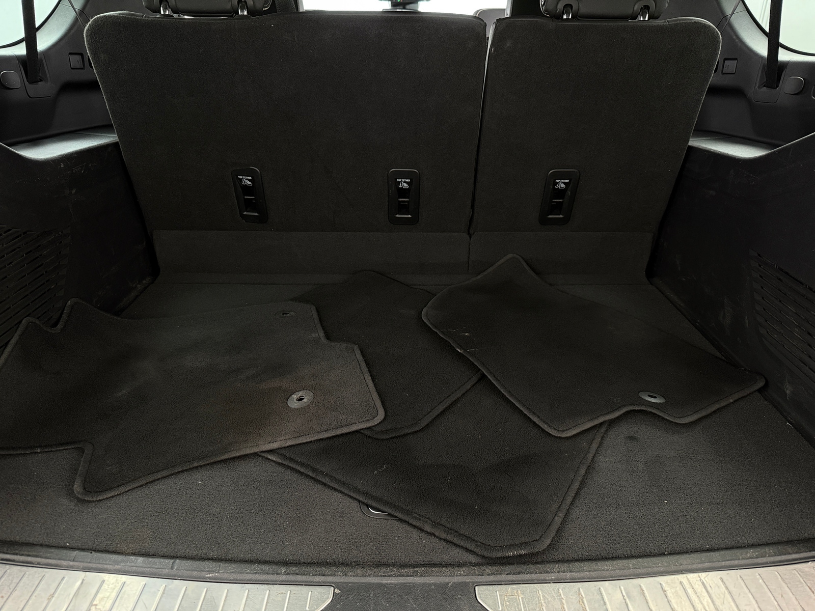 Thumbnail: 2023 Chevrolet Suburban - 6