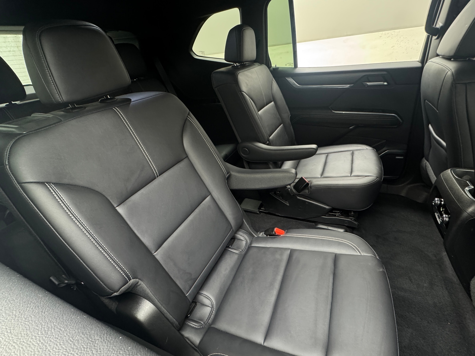 Thumbnail: 2024 GMC Acadia - 5