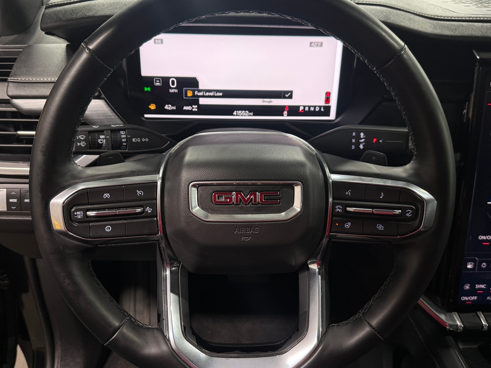 Thumbnail: 2024 GMC Acadia - 4