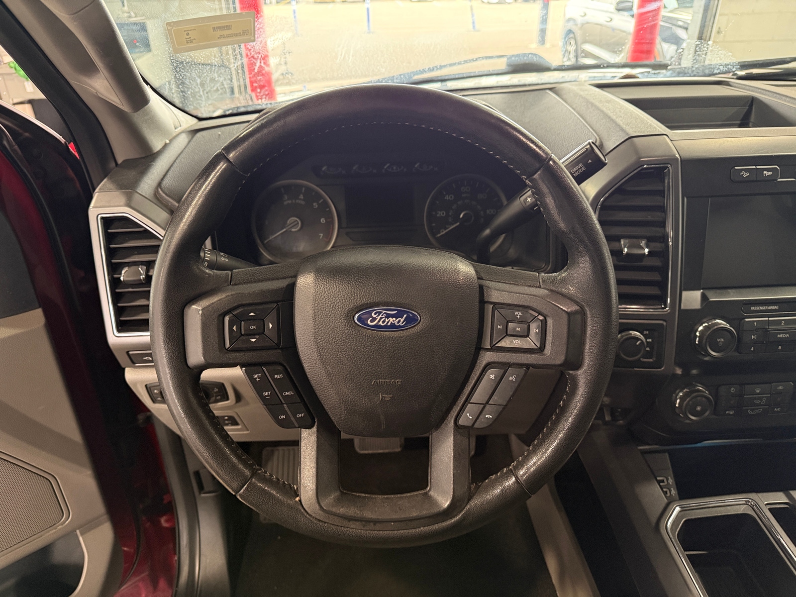 Thumbnail: 2019 Ford Econoline - 5