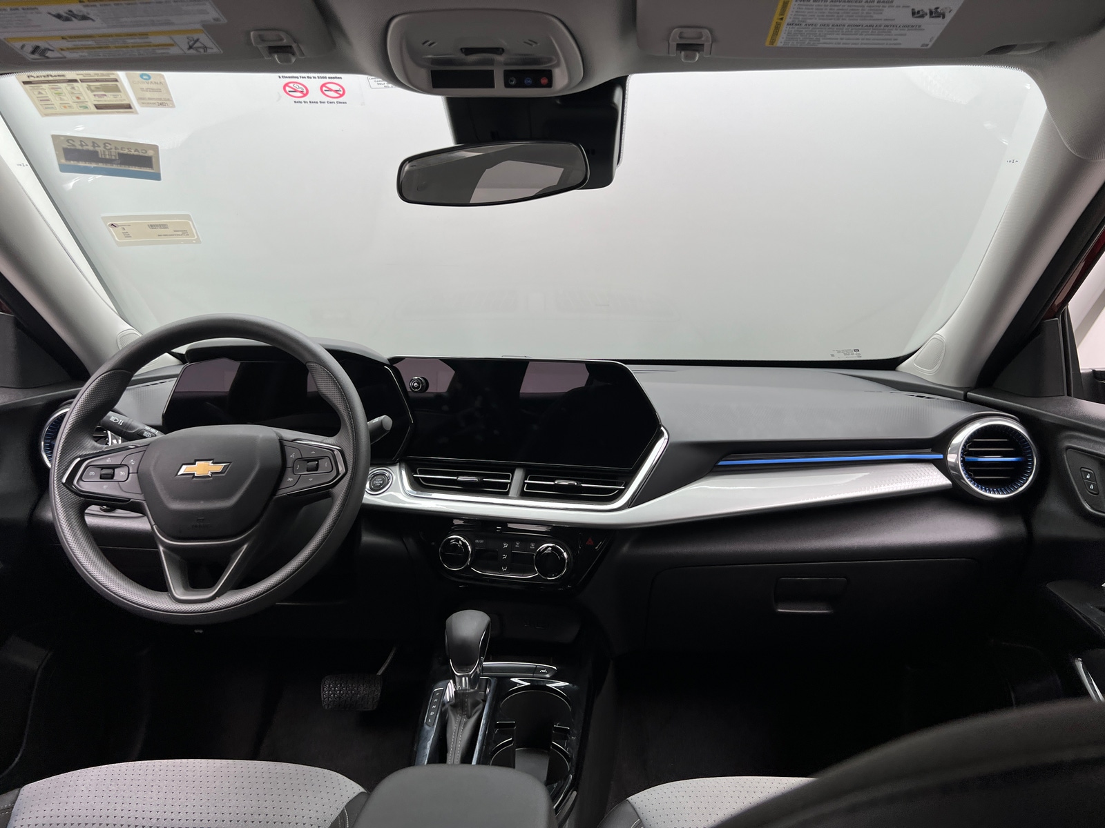 Thumbnail: 2025 Chevrolet Trax - 3