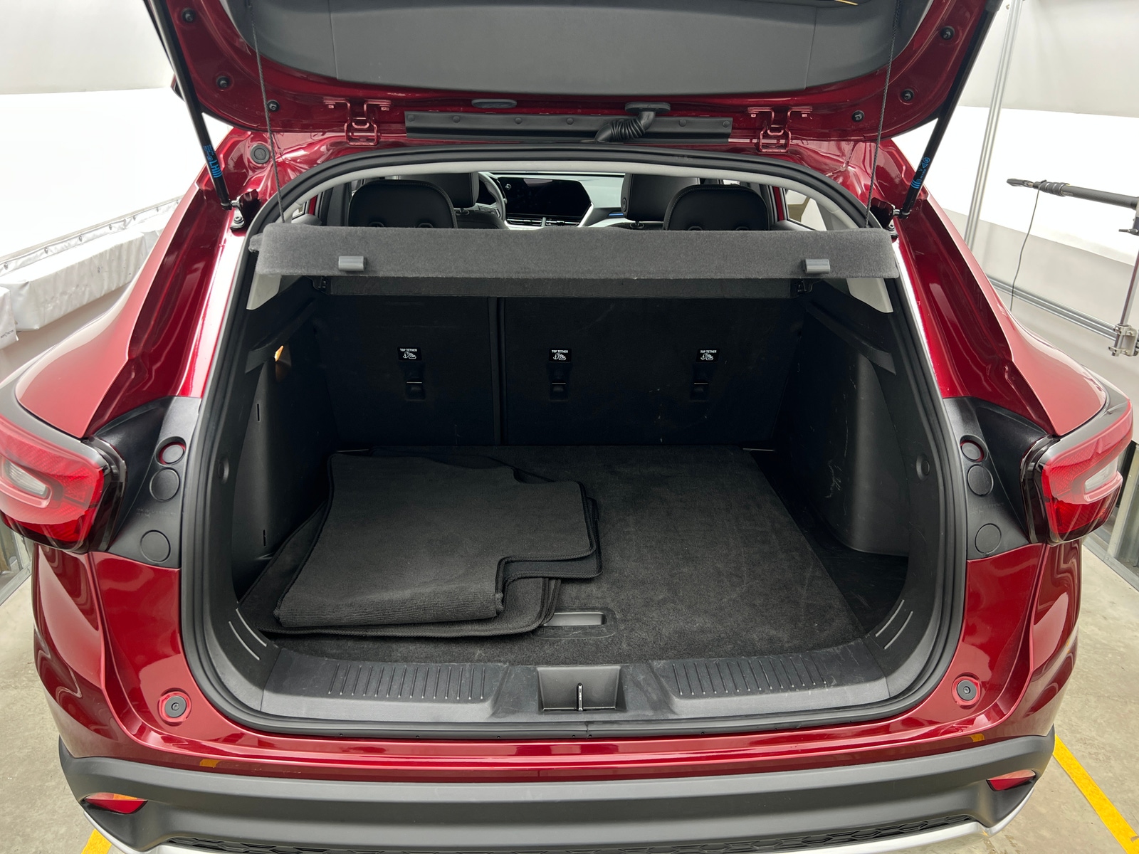 Thumbnail: 2025 Chevrolet Trax - 7