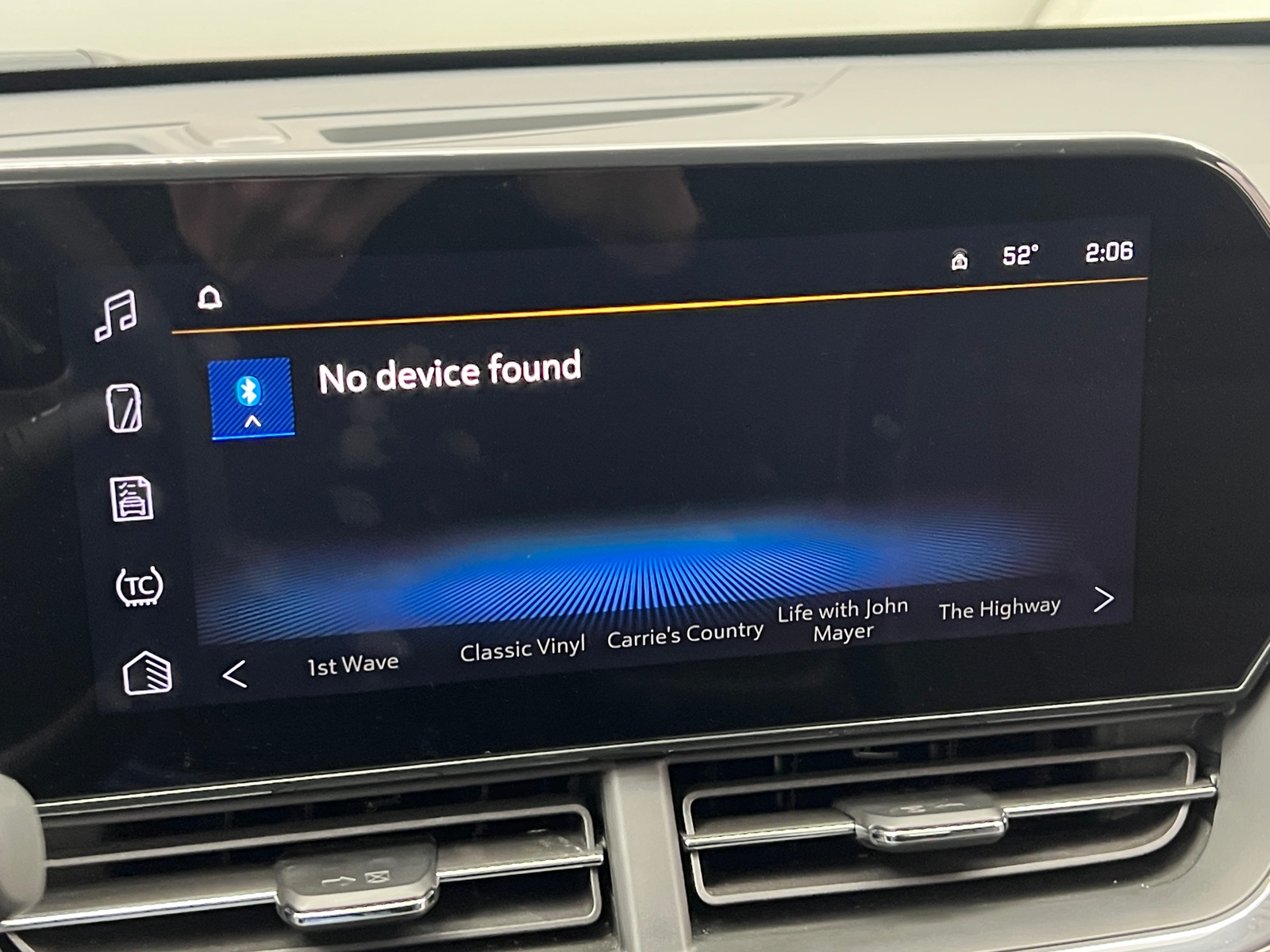 Thumbnail: 2025 Chevrolet Trax - 4